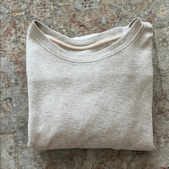 GAP Classic Gray Cotton Crewneck - Picture 1 of 3